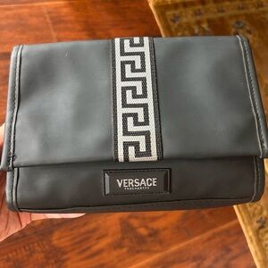 Versace Parfums NWOT Toiletry Bag